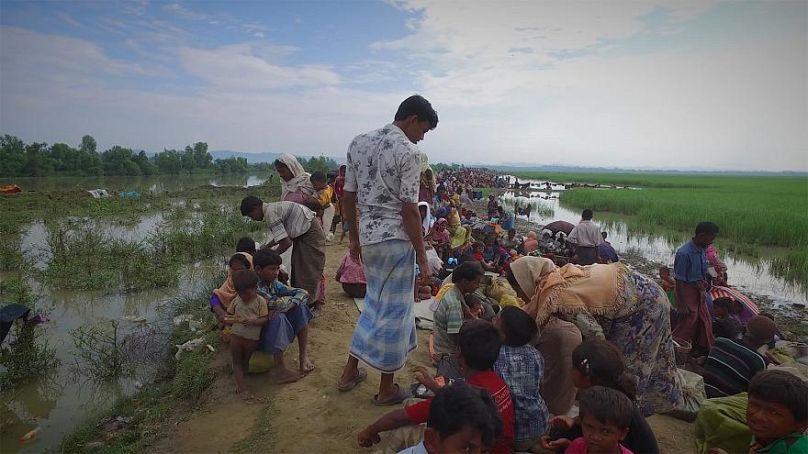 bangladeshis and rohingya refugees build communities in the wake of crisis 2 4DssnBrY