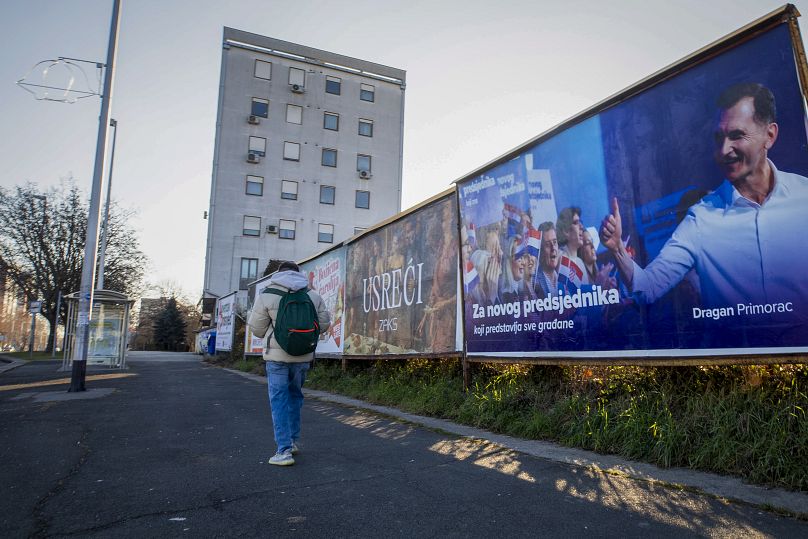 polls open across croatia as milanovic and primorac face off in presidential run off 2 lf7OEJnV