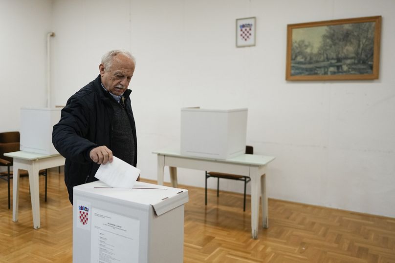 polls open across croatia as milanovic and primorac face off in presidential run off 3 mv2TXDkK