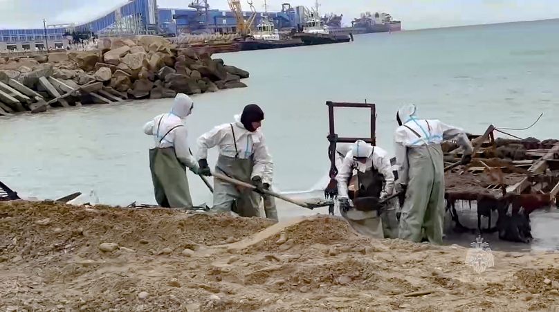 russian taskforce arrives in krasnodar as oil spill from tankers in kerch strait spreads qJqEBntU