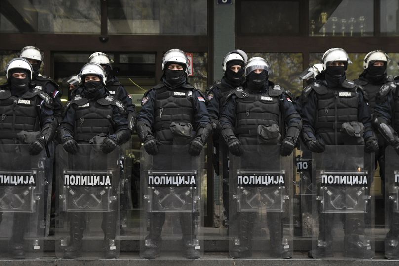 standing under a collapsing roof serbian students demand justice after fatal awning collapse 0 A4HG4Wrd