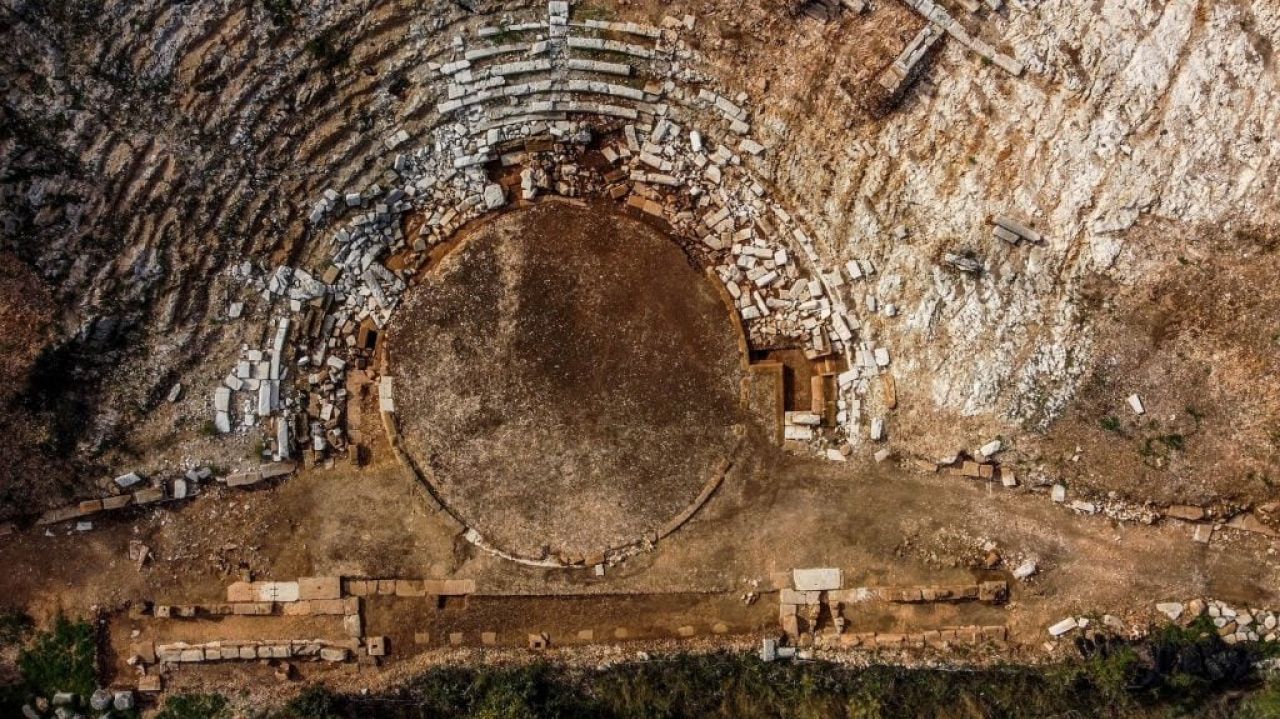 a greek odyssey lost ionian island theatre finally revealed in ancient lefkada 0 6qEYW8Hs