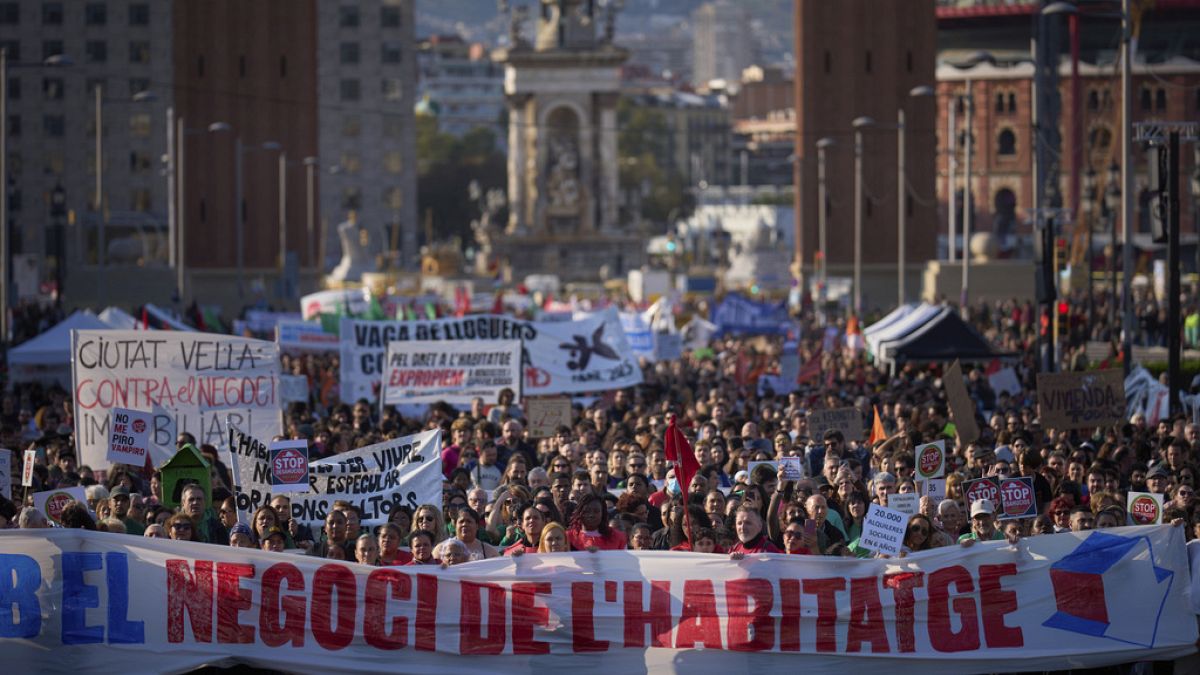 another summer of disruption spains anti tourism protests reignite ahead of easter break JtzdZAwM
