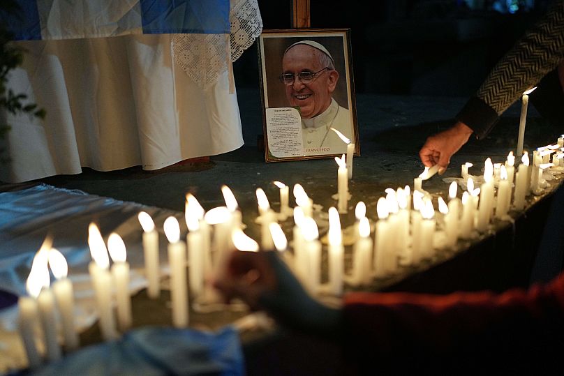 Argentina bids farewell to Pope Francis, the first Latin American pontiff 3 argentina bids farewell to pope francis the first latin american pontiff 2 NQOzlP9y
