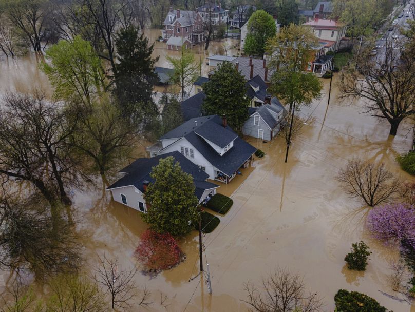 At least 18 killed as heavy rains cause flooding in Midwestern, Southern US states 1 at least 18 killed as heavy rains cause flooding in midwestern southern us states nmacqcEu