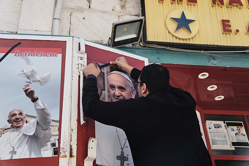 Christian Palestinians mourn Pope Francis, an outspoken voice for peace in Gaza 1 christian palestinians mourn pope francis an outspoken voice for peace in gaza 0 QXtUrAfM