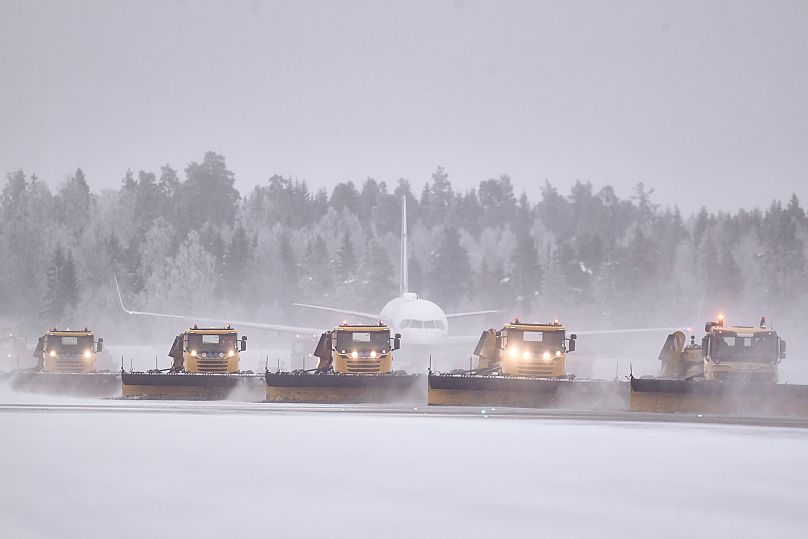 Deep snow, thick ice and zero delays: Inside the Arctic Circle airports that never cancel a flight 14 deep snow thick ice and zero delays inside the arctic circle airports that never UgqY6R8Z