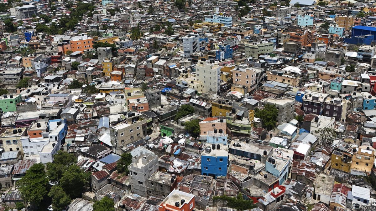 dominican republic nightclub collapse kills at least 15 and injures dozens JQBEURAY