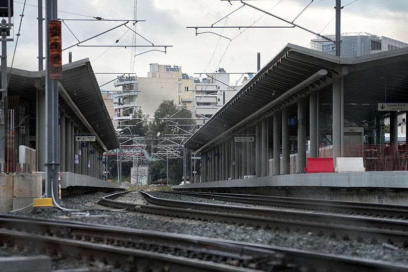 Flights and ferries suspended across Greece as unions call 24-hour general strike 1 flights and ferries suspended across greece as unions call 24 hour general strike 0 K43aygg5