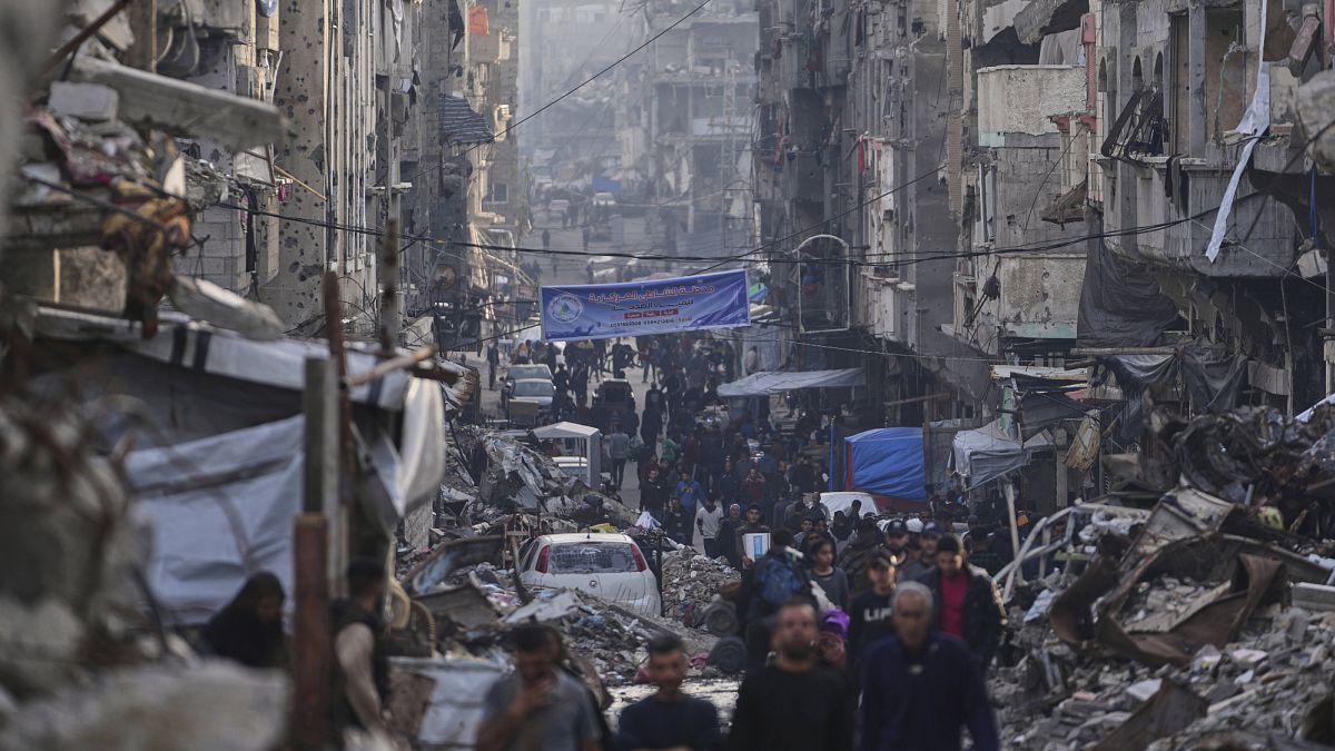 idf military operation in gaza expanding to seize large areas defence minister says 3YF86aAO