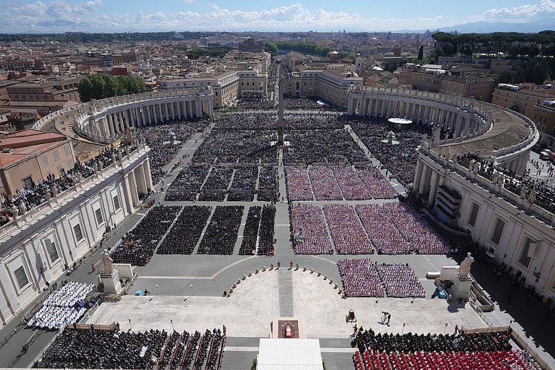 In photos: Pope Francis buried, mourned by hundreds of thousands 1 in photos pope francis buried mourned by hundreds of thousands 0 FIKHVc53