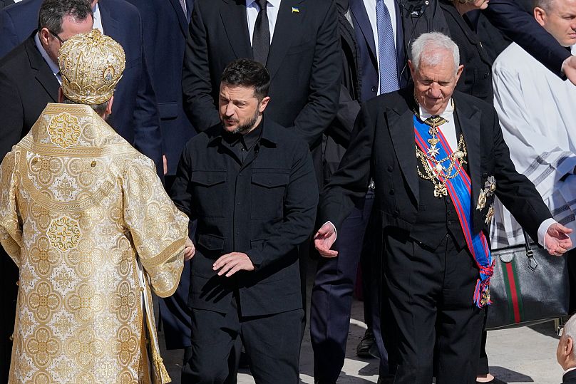 In photos: Pope Francis buried, mourned by hundreds of thousands 13 in photos pope francis buried mourned by hundreds of thousands 12 jDaJgN7Z