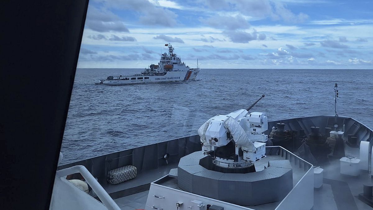 indonesia and china pledge maritime cooperation amid south china sea tensions JuFqQ87g