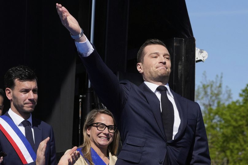 Ineligibility: Marine Le Pen castigates a "political decision" that flouts the "rule of law 2 ineligibility marine le pen castigates a political decision that flouts the rule of law 8dBnAgca
