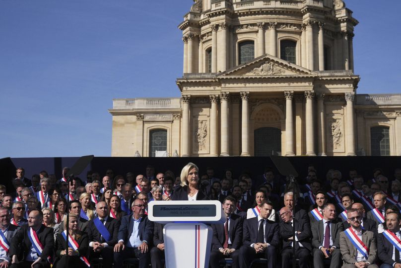 Ineligibility: Marine Le Pen castigates a "political decision" that flouts the "rule of law 1 ineligibility marine le pen castigates a political decision that flouts the rule of law 9QyEFGnR