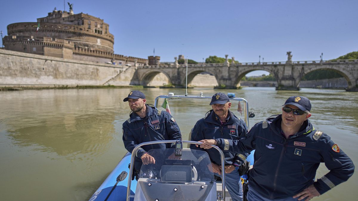 italy rolls out major security plan for funeral of pope francis yMslddOs