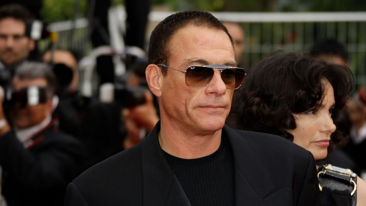 jean claude van damme accused of having sex with victims of sex trafficking LlnMQhNH