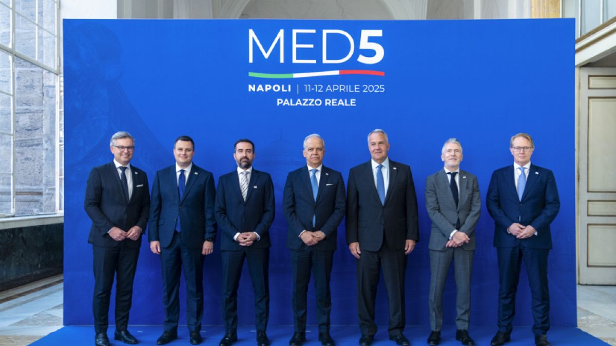 med5 interior ministers call for strengthening of frontex and agreements with third countries for j7eUddt8