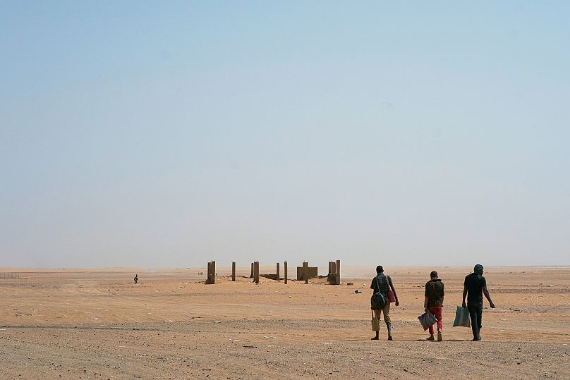 More than 1,800 migrants expelled from Algeria into Niger, says rights group 1 more than 1800 migrants expelled from algeria into niger says rights group 0 1U64S3ut