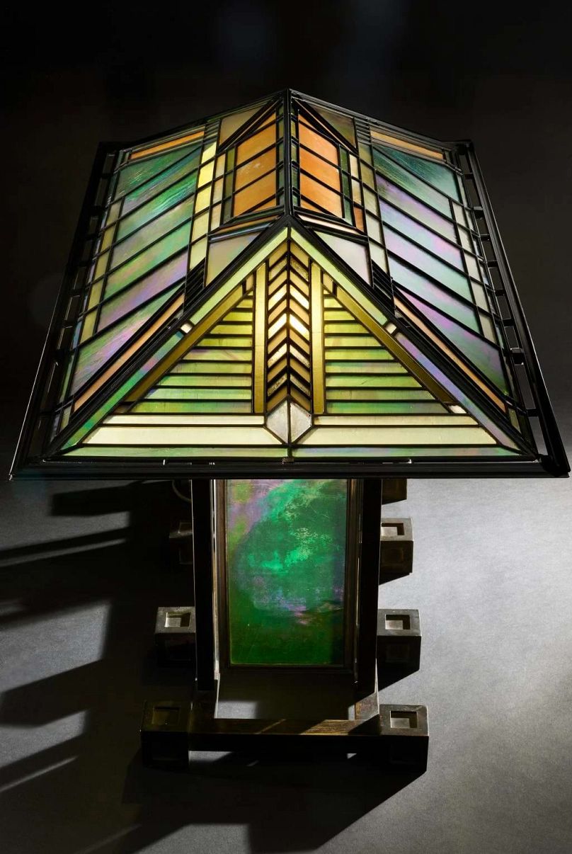 Multi-million Frank Lloyd Wright lamp to be auctioned 2 multi million frank lloyd wright lamp to be auctioned 1 8cQ2f3jc