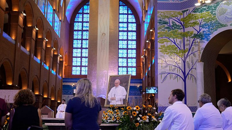 Pope Francis: Latin Americans mourn the first ever Argentinian elected as pontiff 1 pope francis latin americans mourn the first ever argentinian elected as pontiff 0