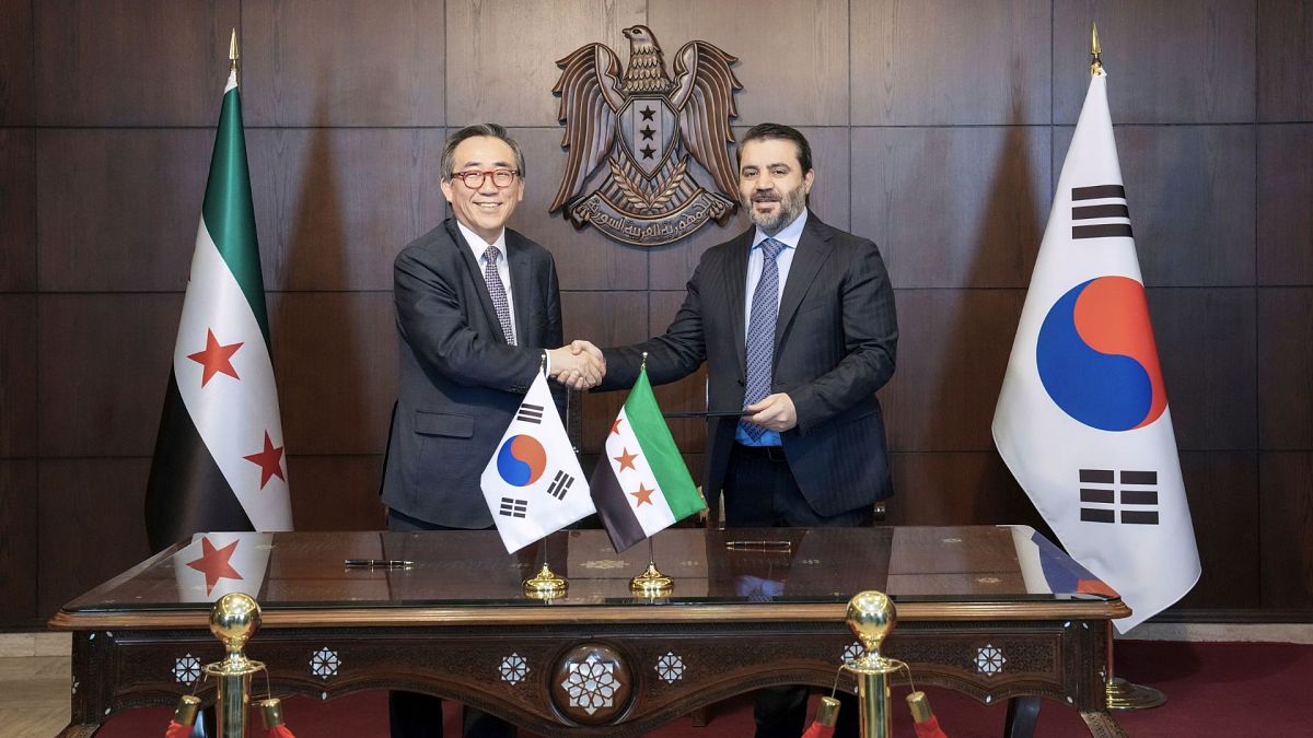 south korea establishes diplomatic ties with syrias new government rAwcN75C