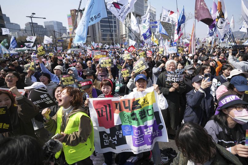 South Korea's President Yoon Suk-yeol impeached over marital law order 1 south koreas president yoon suk yeol impeached over marital law order 0 aVb5W3FF