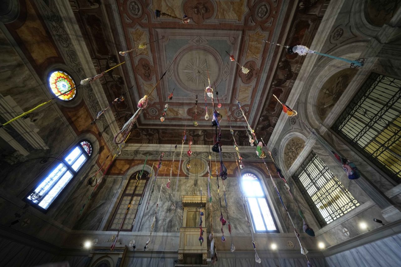 The art of Pope Francis: What was the Catholic spiritual leader’s cultural legacy? 3 the art of pope francis what was the catholic spiritual leaders cultural legacy 2 4kImGdLj