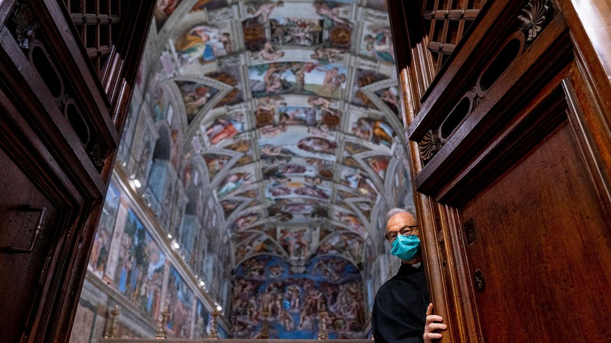 vatican closes sistine chapel ahead of papal conclave following pope francis death Iw9AOp49